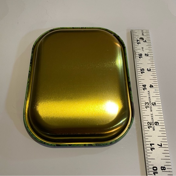 420 trinket tray rolling tray, metal 7”x5”x 1/2” - Picture 2 of 3